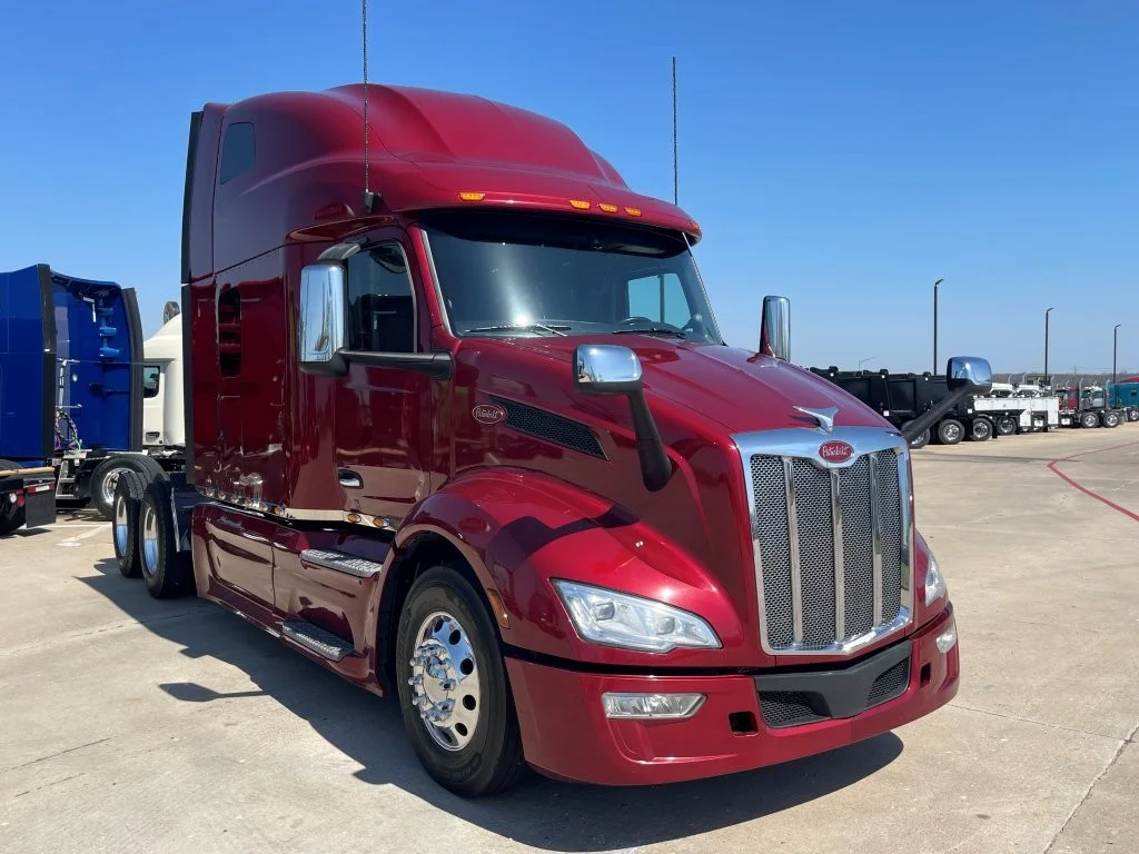 2023 Peterbilt 579 - image 7