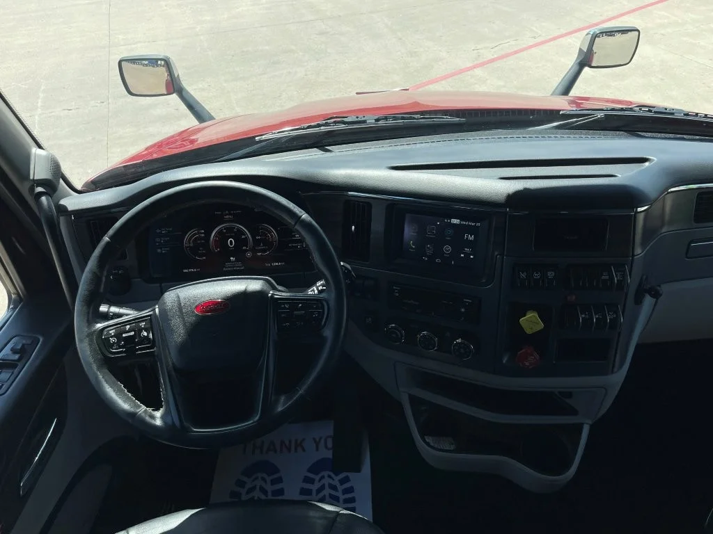 2023 Peterbilt 579 - image 12