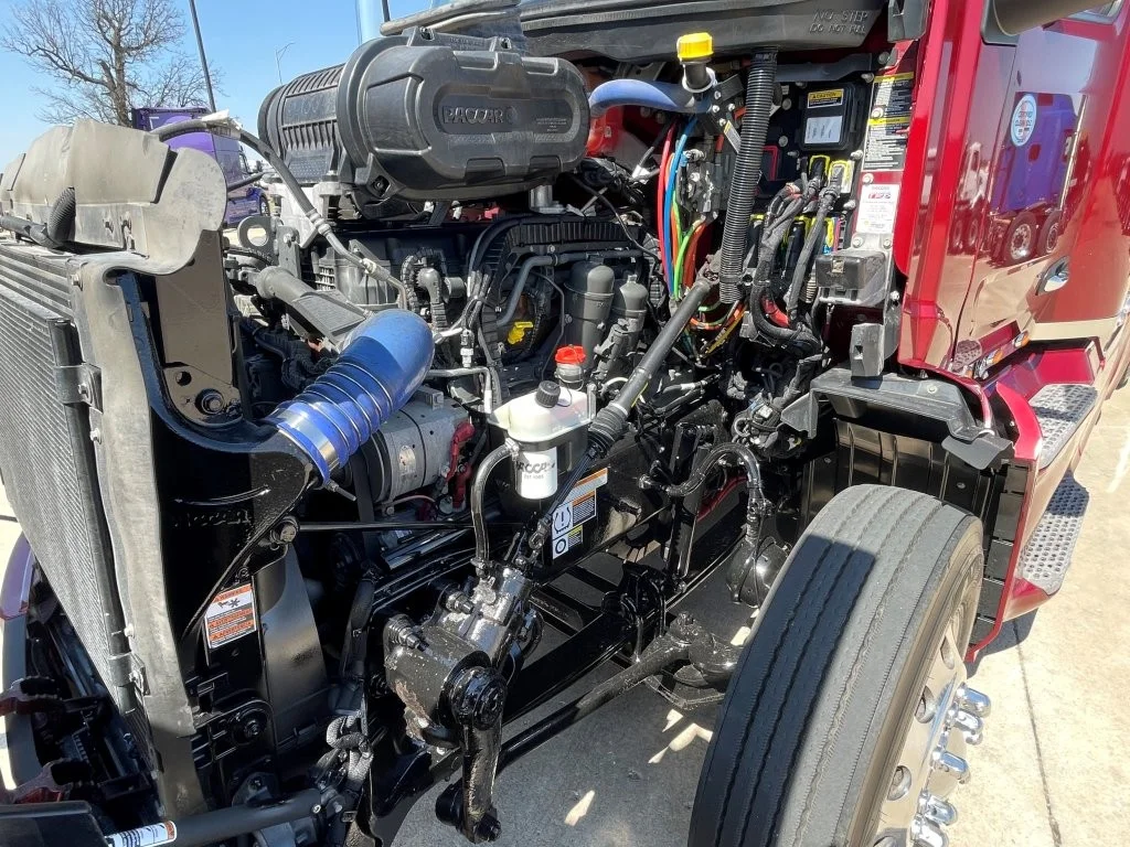 2023 Peterbilt 579 - image 9