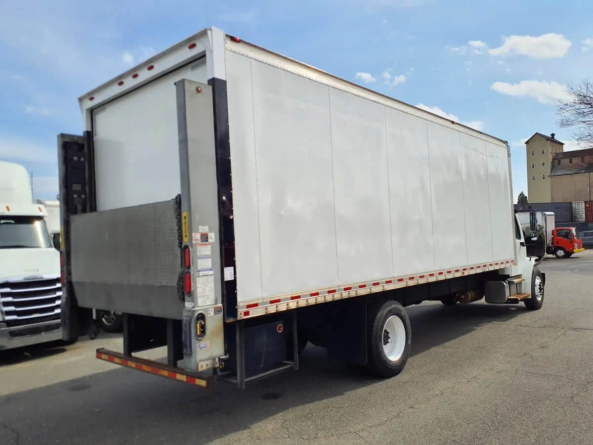 2020 Freightliner M2 106 in Springfield, MA — photo 4