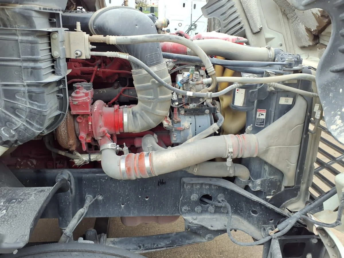 2020 Freightliner Cascadia - image 10