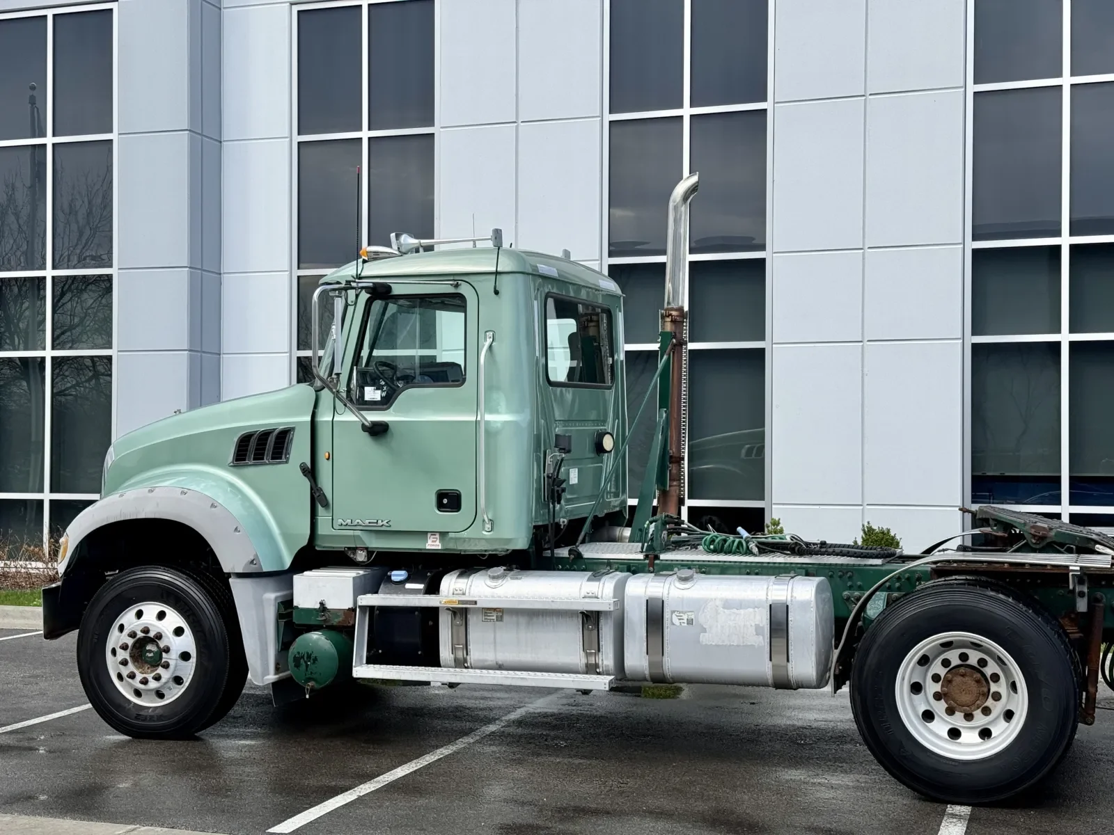 2015 Mack Granite in New Lenox, IL — photo 8
