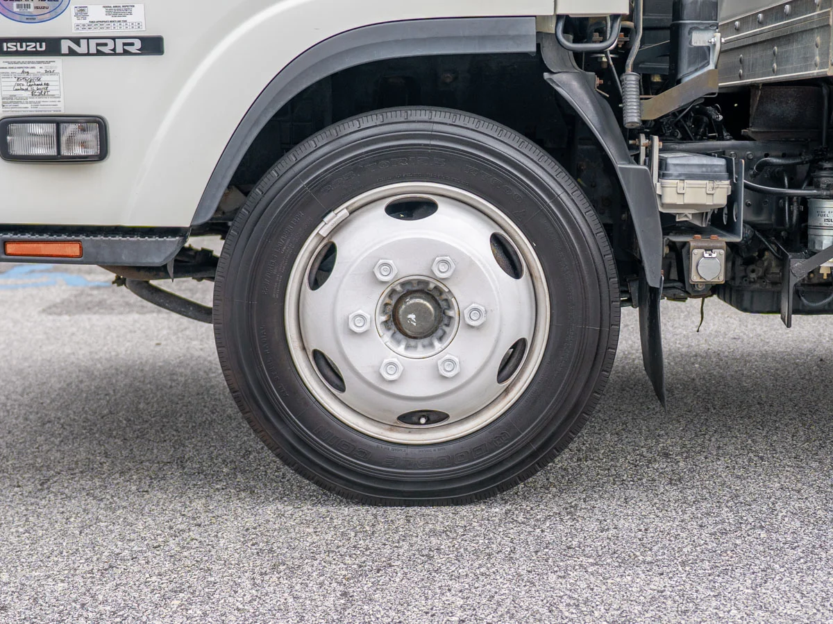 2022 Isuzu in Duncan, SC — photo 11