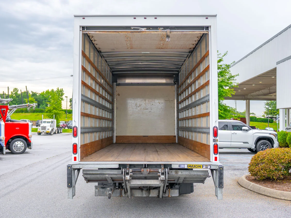 2022 Isuzu in Duncan, SC — photo 6