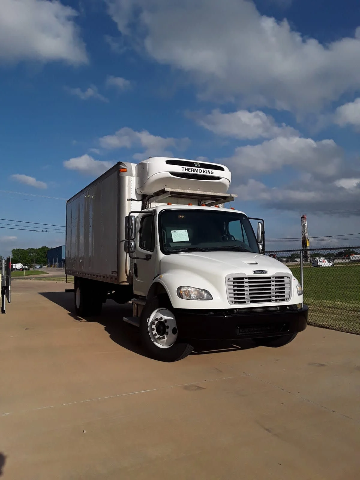 2019 Freightliner M2 106 in Oklahoma City, OK — photo 3