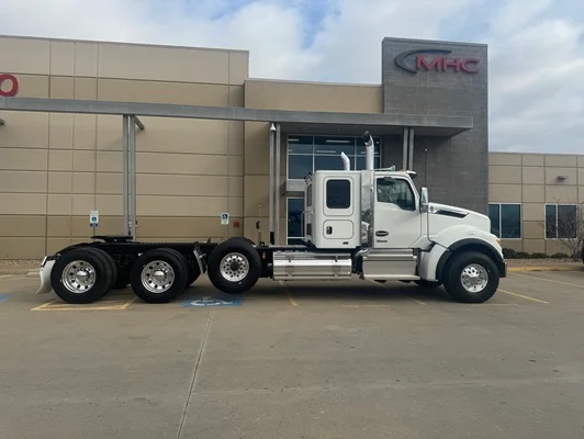 2026 Kenworth T880