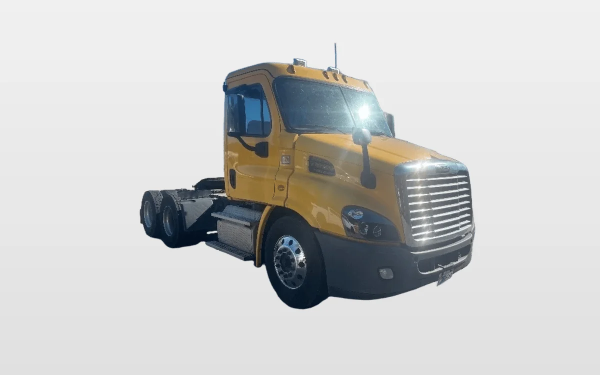 2019 Freightliner - image 1