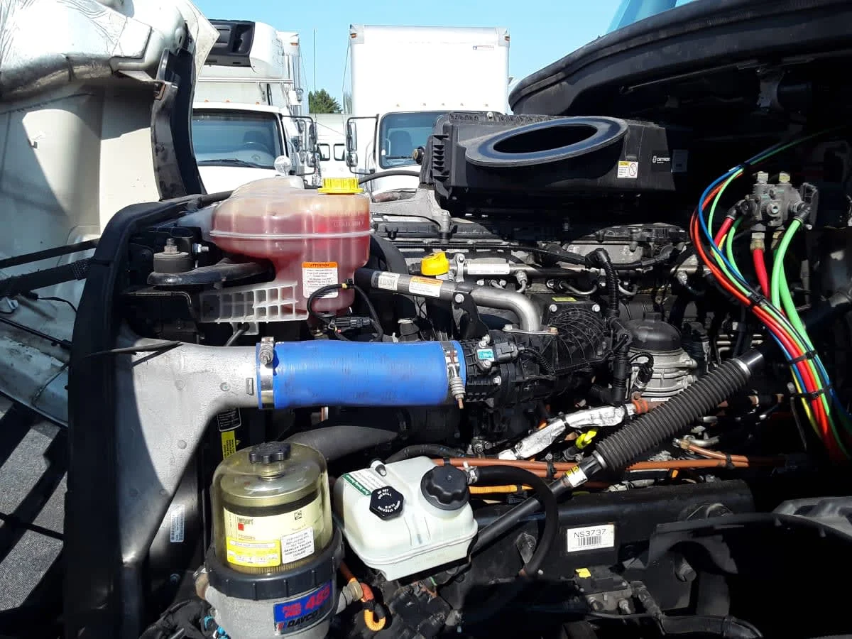 2023 Freightliner Cascadia in Allentown, PA — photo 9