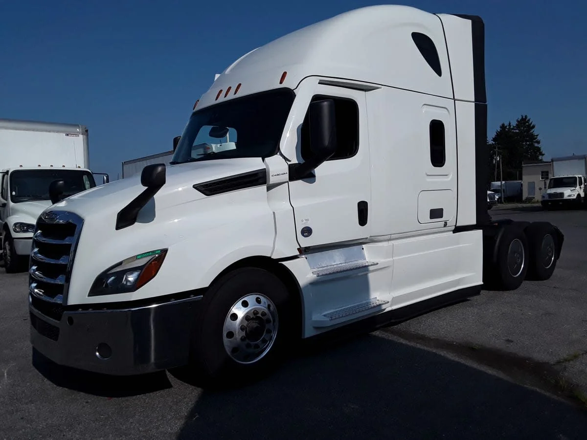 2023 Freightliner Cascadia