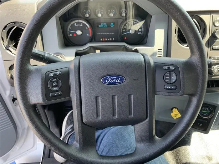 2027 Ford F-750 — photo 13