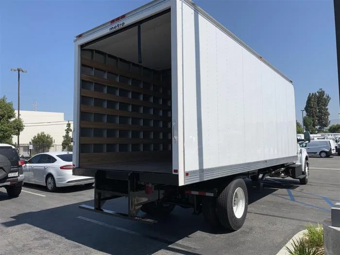 2027 Ford F-750 — photo 5