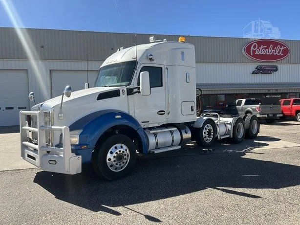 2016 Kenworth T880 in Billings, MT