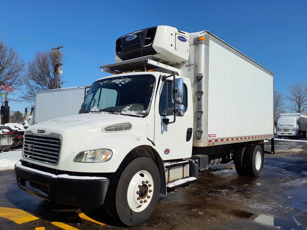 2018 Freightliner M2 106 in Bolingbrook, IL