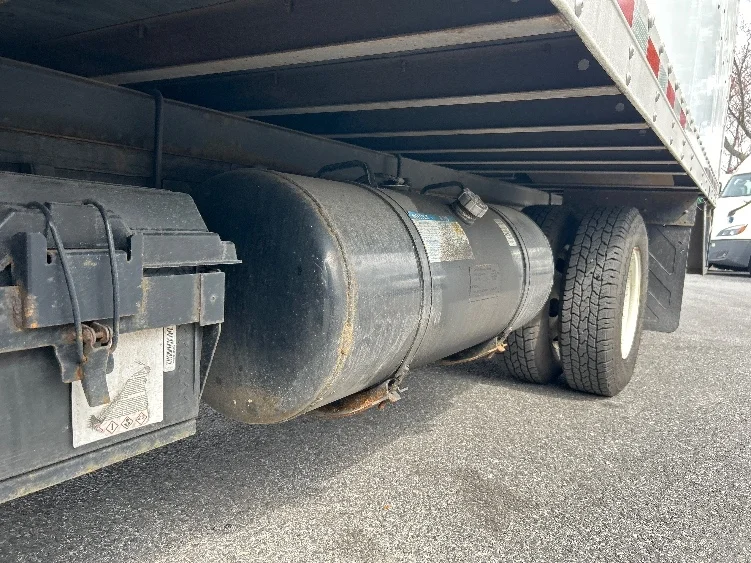 2020 Isuzu NPR - image 5