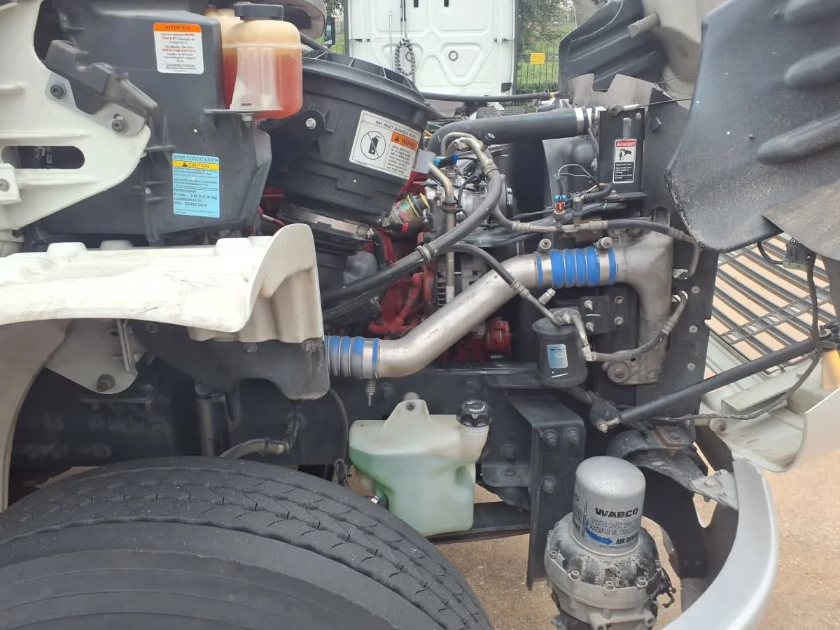 2019 Freightliner M2 106 - image 11