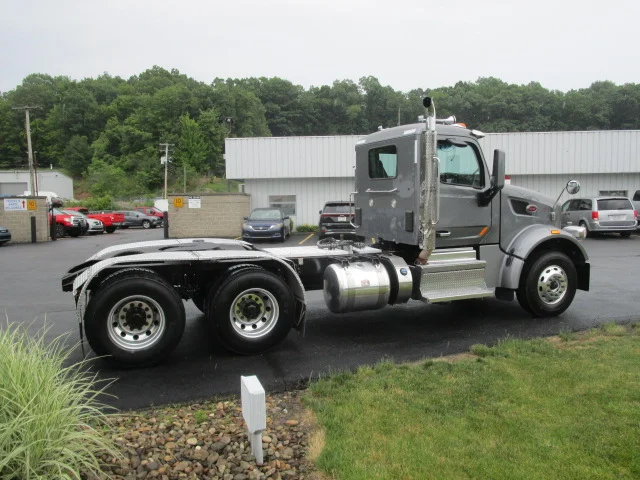 2020 Peterbilt 567 - image 5