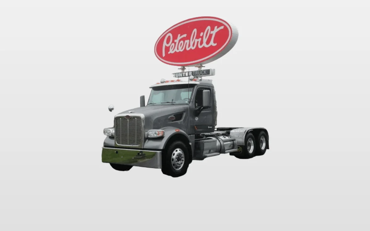 2020 Peterbilt 567 - image 1