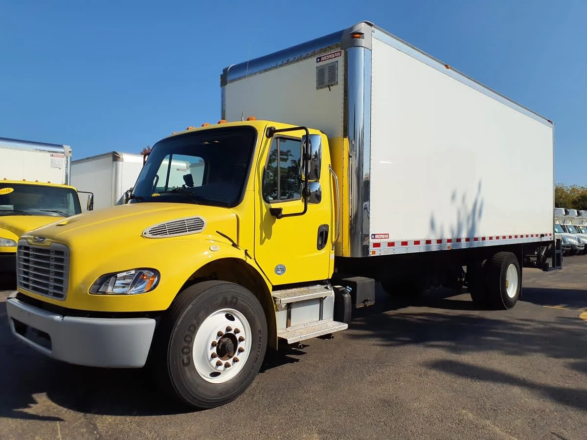 2016 Freightliner M2 106 in Bolingbrook, IL