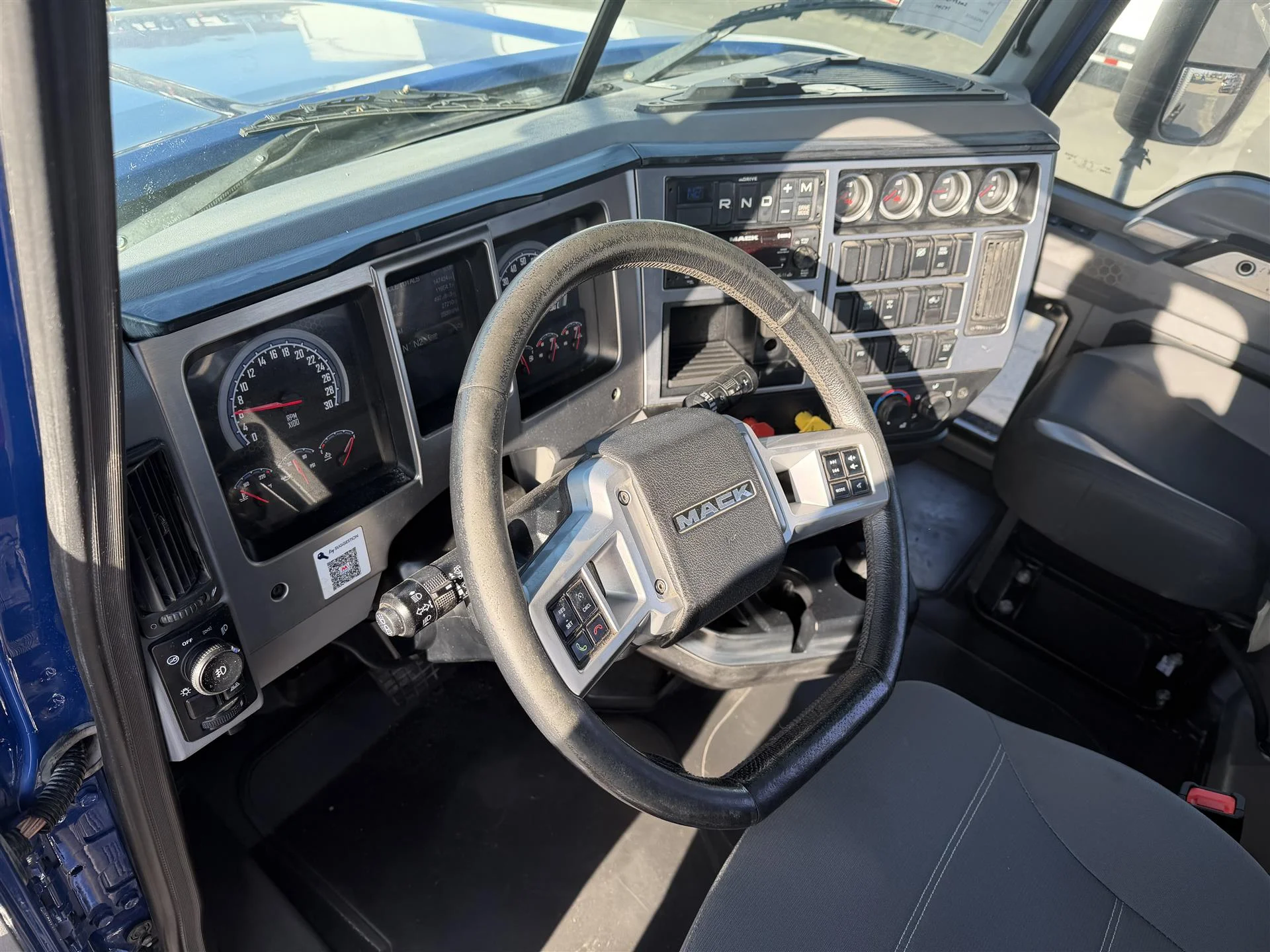 2022 Mack Pinnacle - image 10