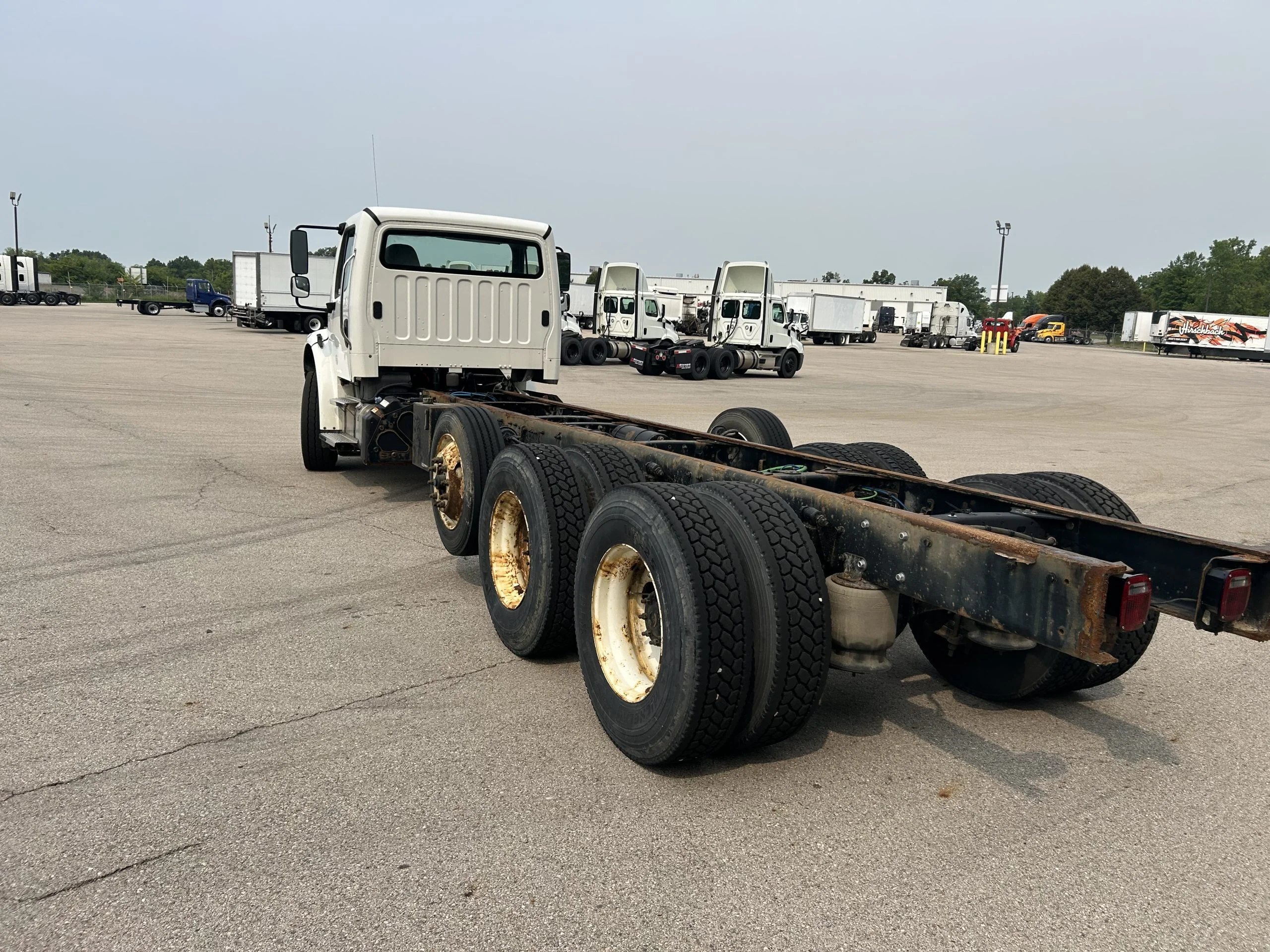 2022 Freightliner M2 106 in Dayton, OH — photo 5