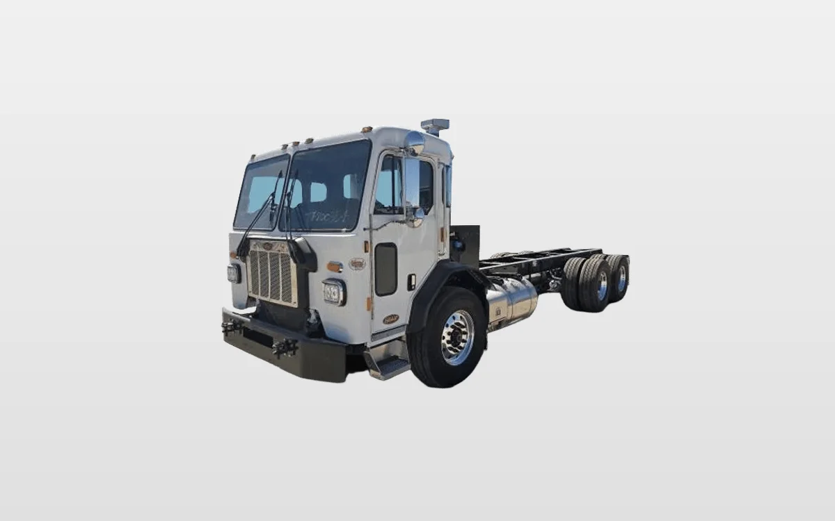 2026 Peterbilt 520 - image 1