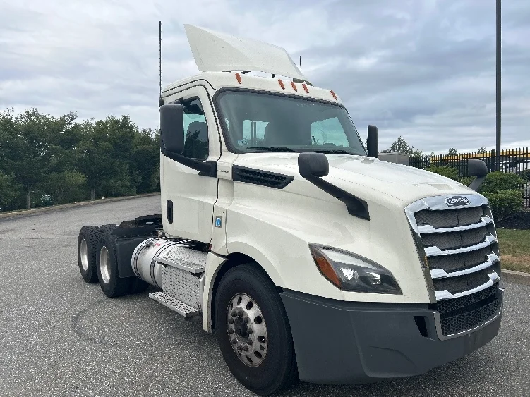 2019 Freightliner Cascadia in Fitchburg, MA