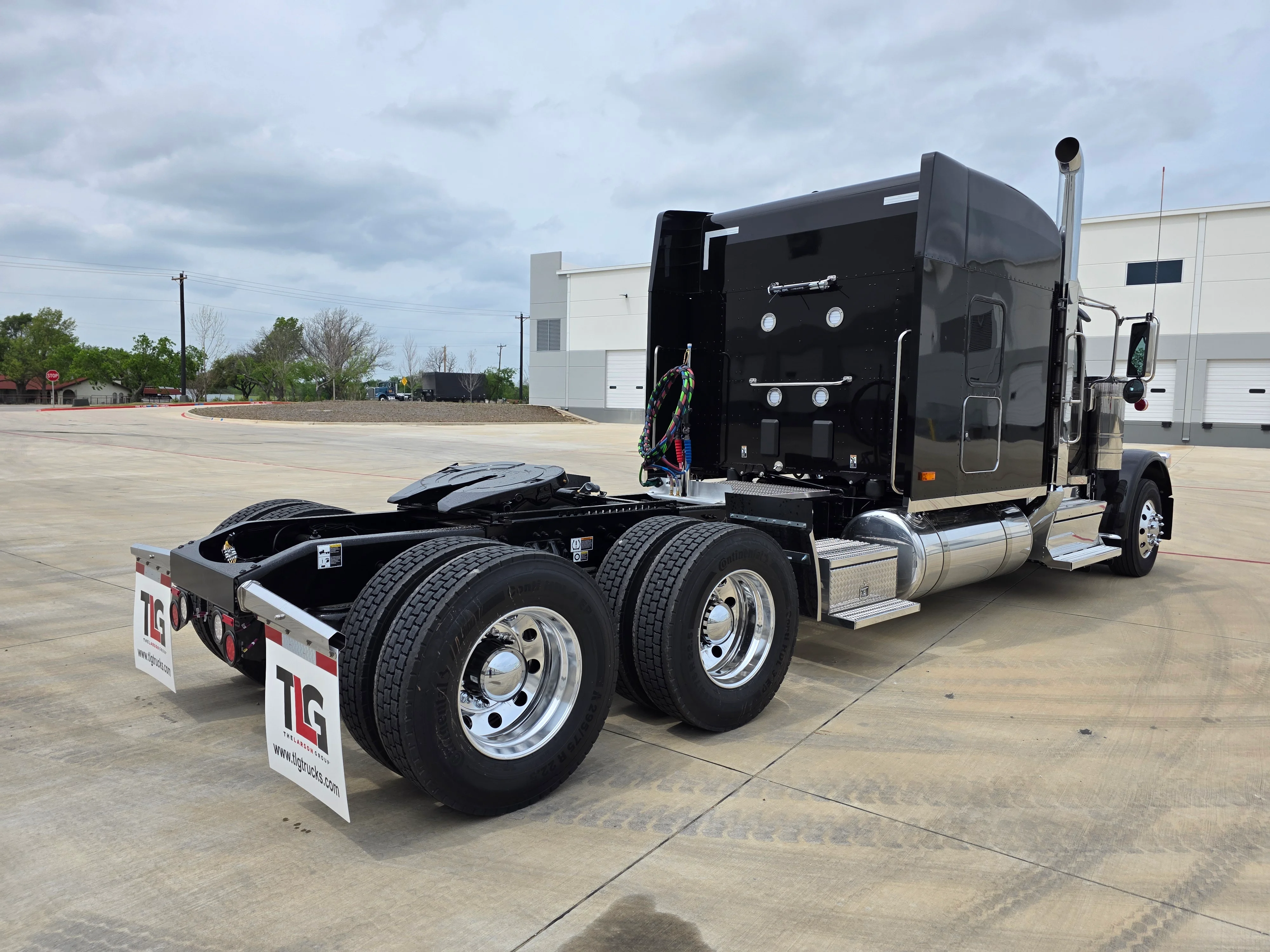 2027 Peterbilt 589 in Tallahassee, FL — photo 5