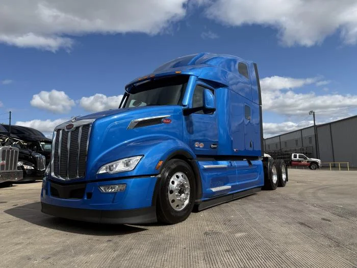 2026 Peterbilt 579 - image 3