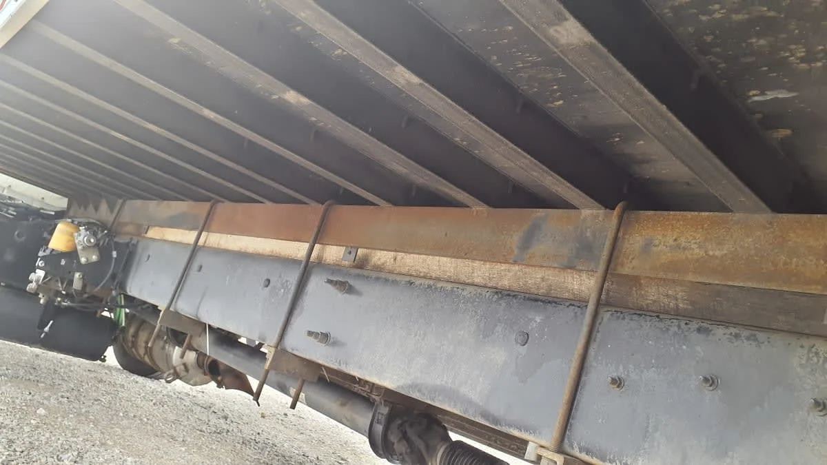 2018 International 4300 - image 13