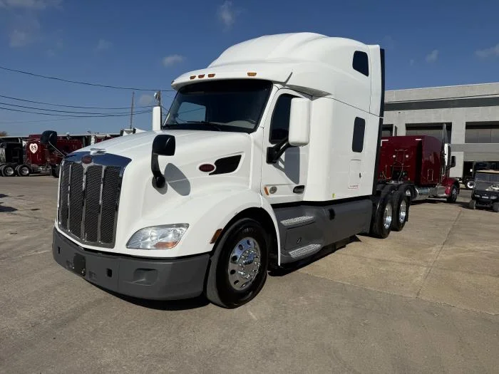 2021 Peterbilt 579 - image 19