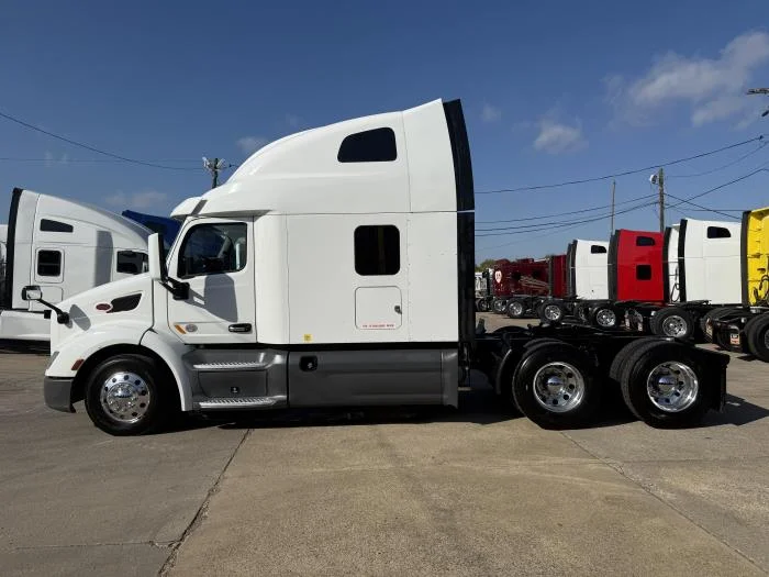 2021 Peterbilt 579 - image 41