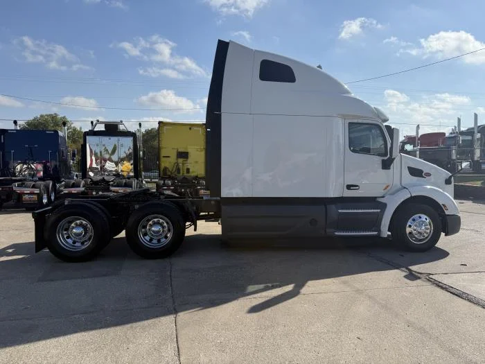 2021 Peterbilt 579 - image 30