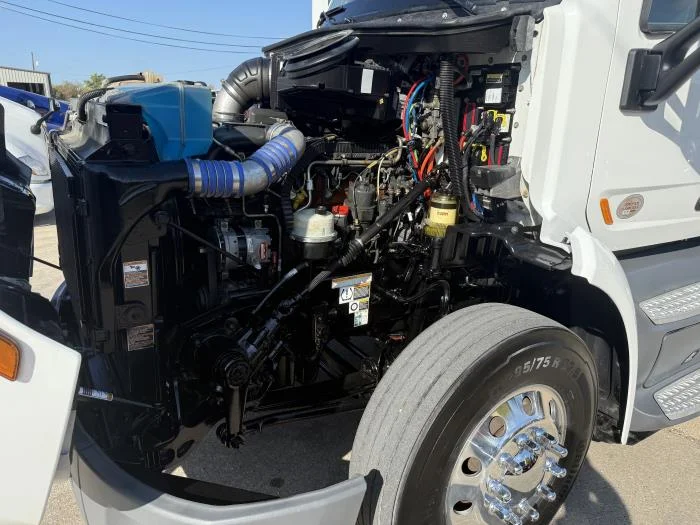 2021 Peterbilt 579 - image 44