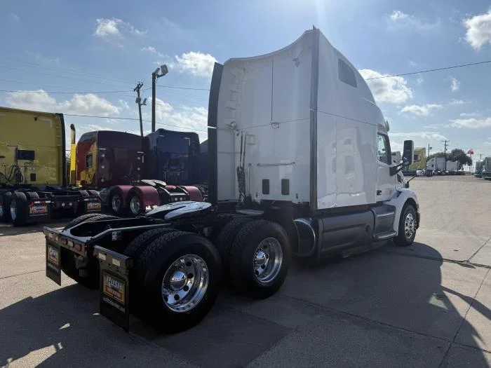 2021 Peterbilt 579 - image 34