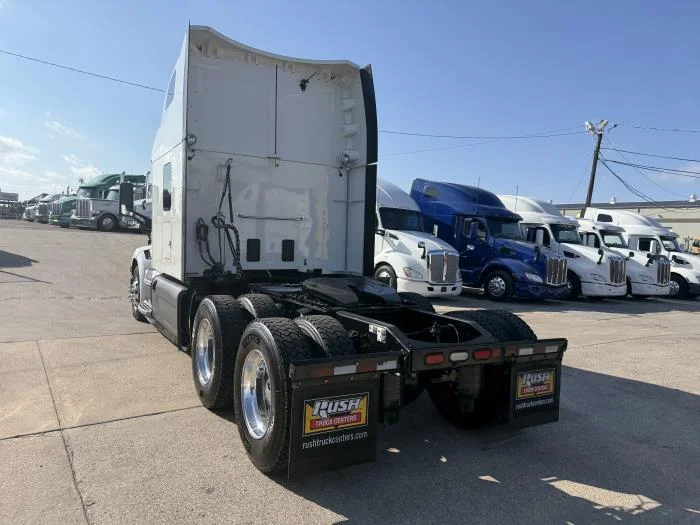 2021 Peterbilt 579 - image 37