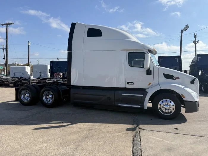 2021 Peterbilt 579 in Dallas, TX — photo 28