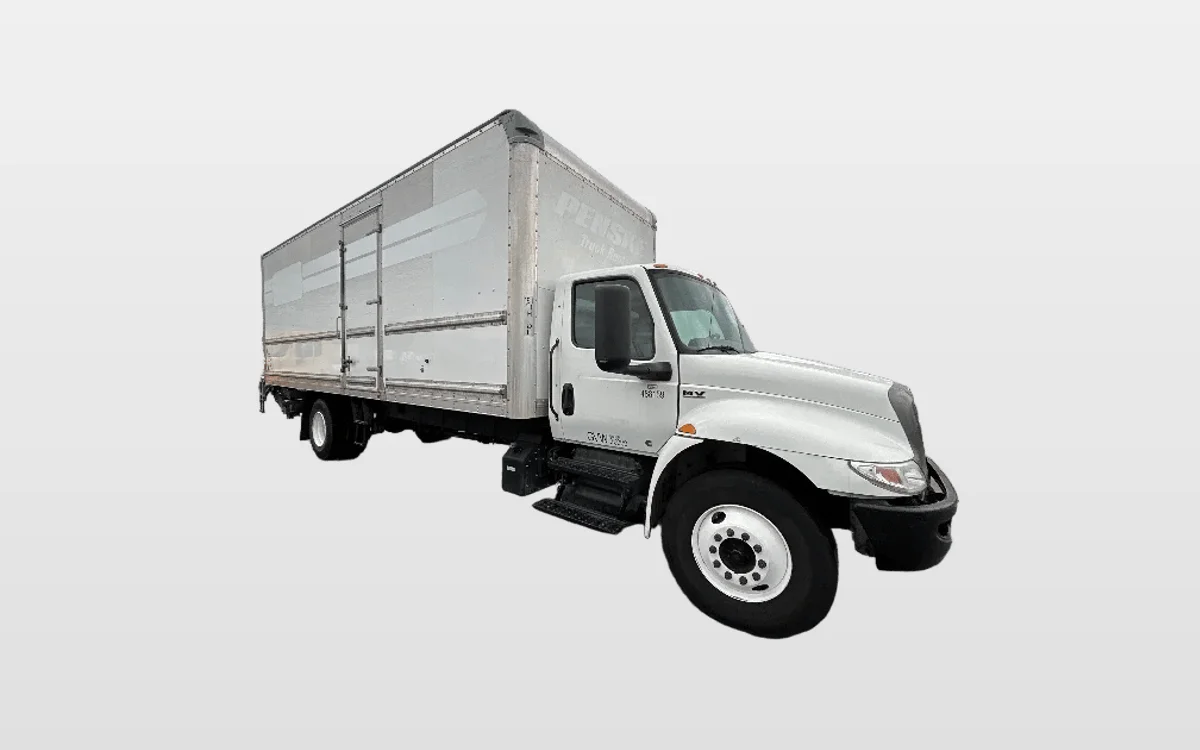 2022 International MV - image 1