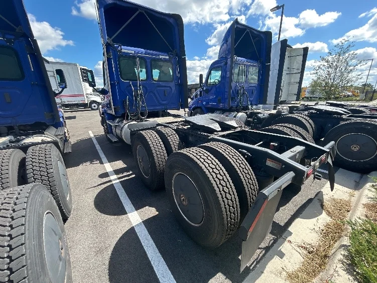2020 Freightliner in Ocala, FL — photo 5