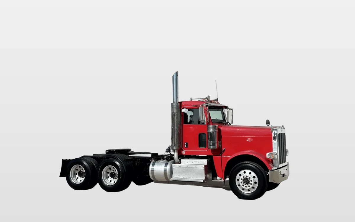 2012 Peterbilt - image 1