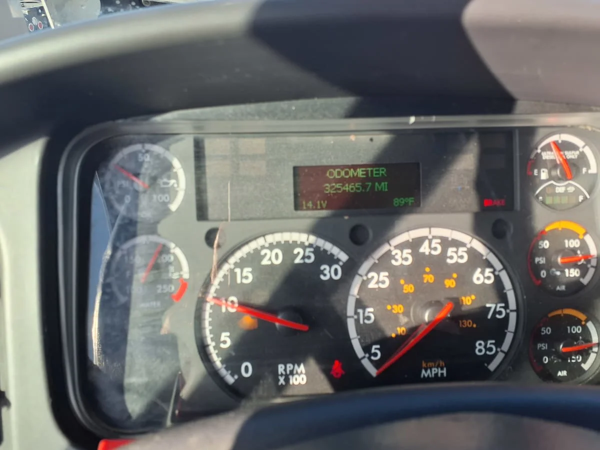 2018 Freightliner M2 106 in Fort Worth, TX — photo 10