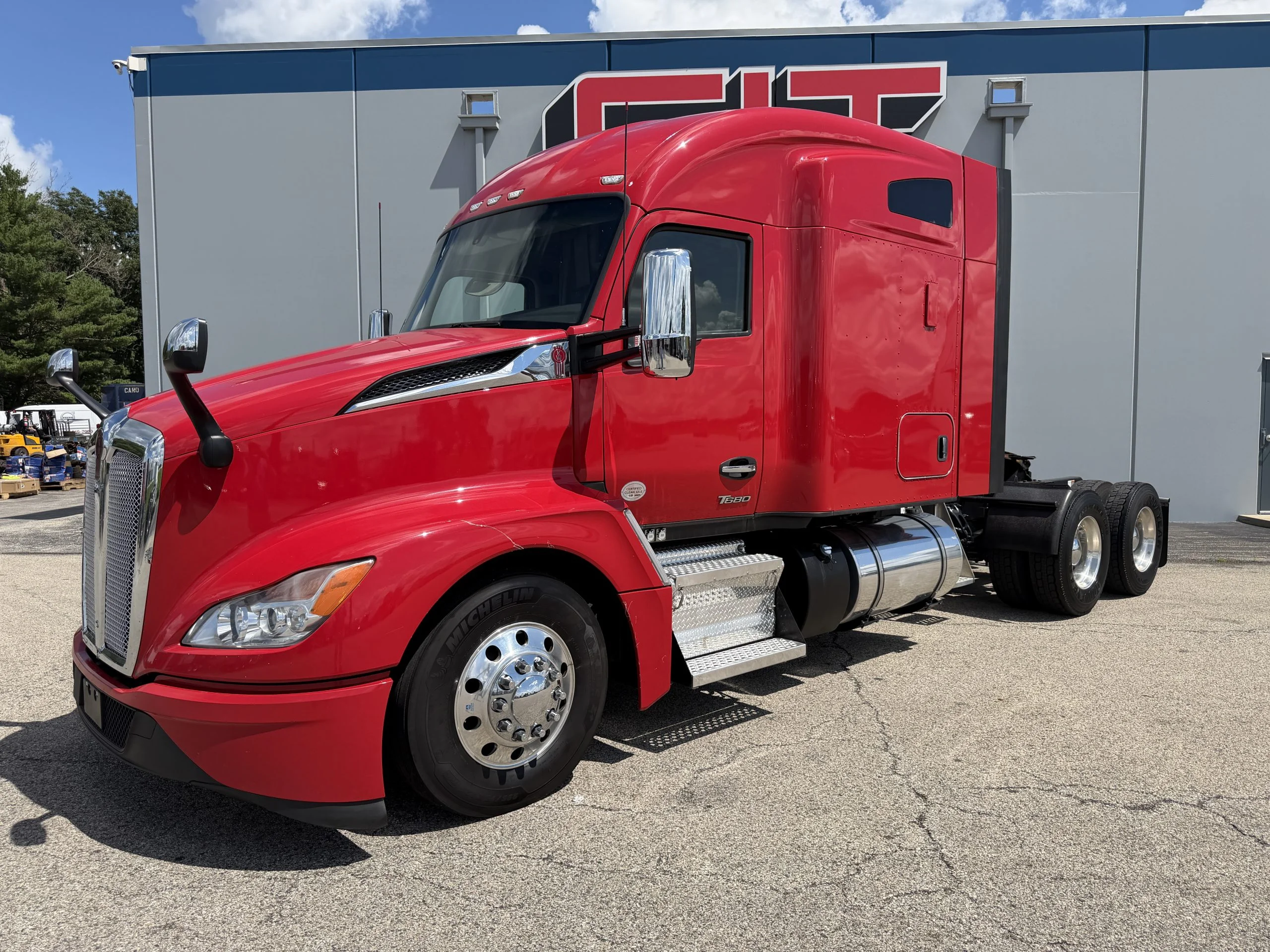 2022 Kenworth T680