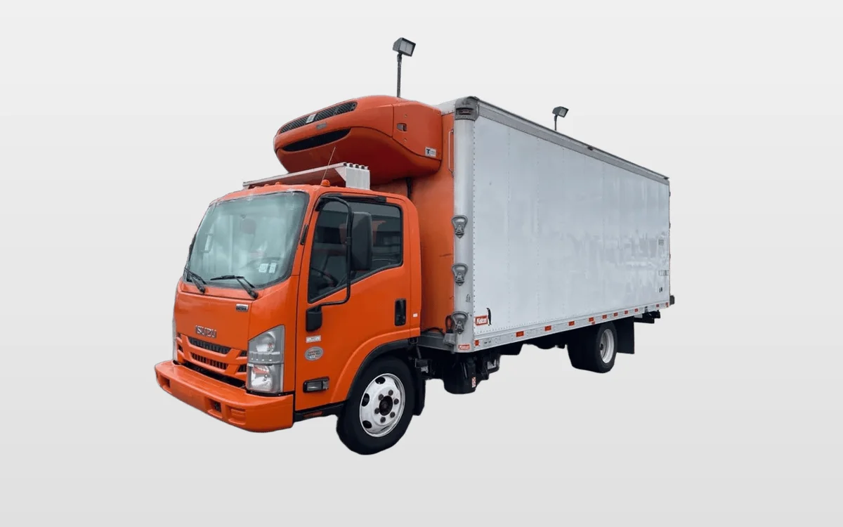 2019 Isuzu NQR - image 1