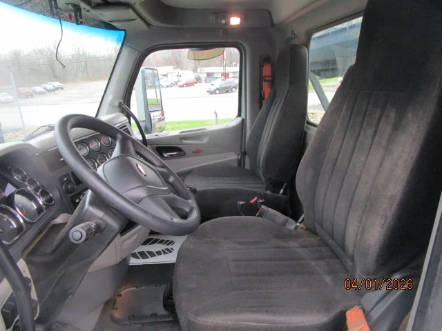 2020 Peterbilt 567 - image 15