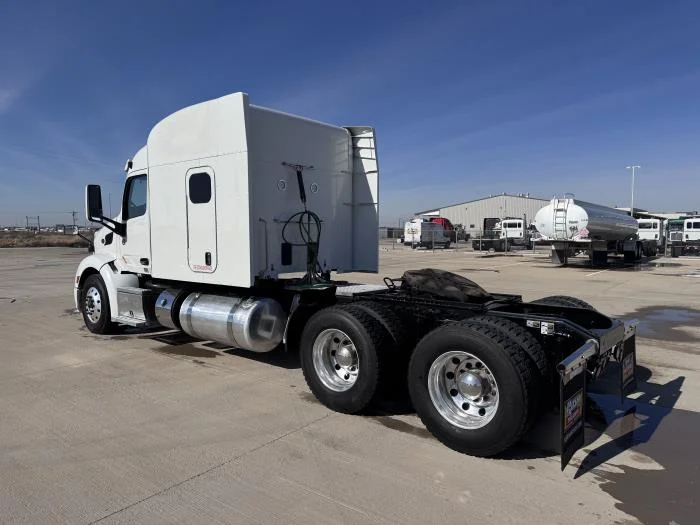 2022 Peterbilt 579 in Odessa, TX — photo 8