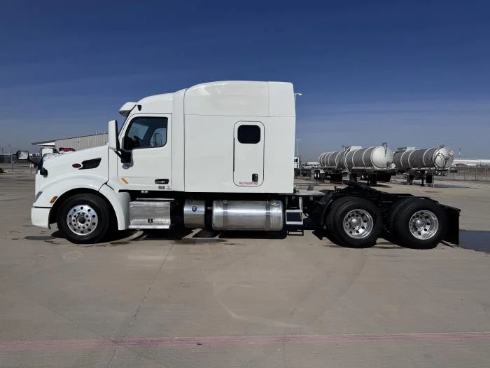2022 Peterbilt 579 in Odessa, TX — photo 9