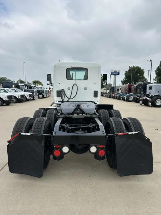 2021 Peterbilt 579 in Oklahoma City, OK — photo 6