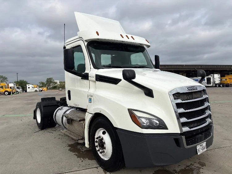 2020 Freightliner Cascadia in Fort Worth, TX