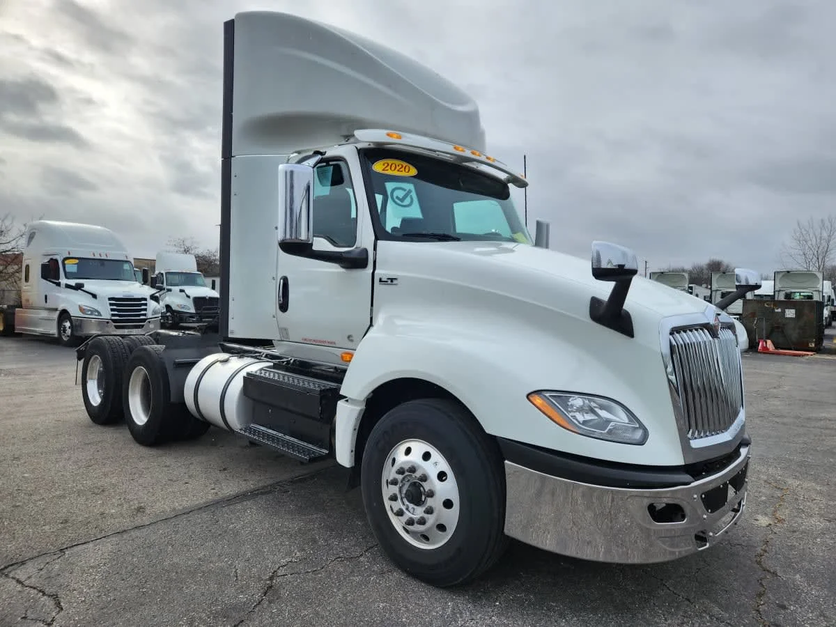 2020 International LT in Hilliard, OH — photo 3