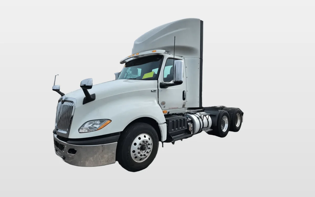 2020 International - image 1