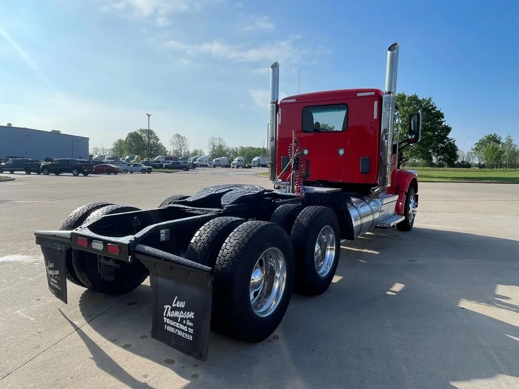 2020 Peterbilt 567 - image 5